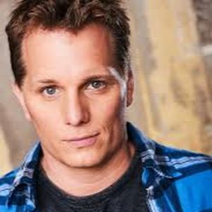 Meet your Posher, Adam